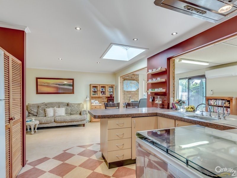 62 Ringarooma Way, Willetton WA 6155