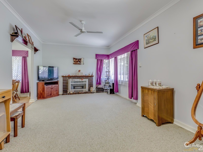 11 Queen Street, Gosnells WA 6110