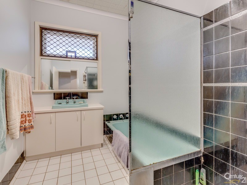 11 Queen Street, Gosnells WA 6110