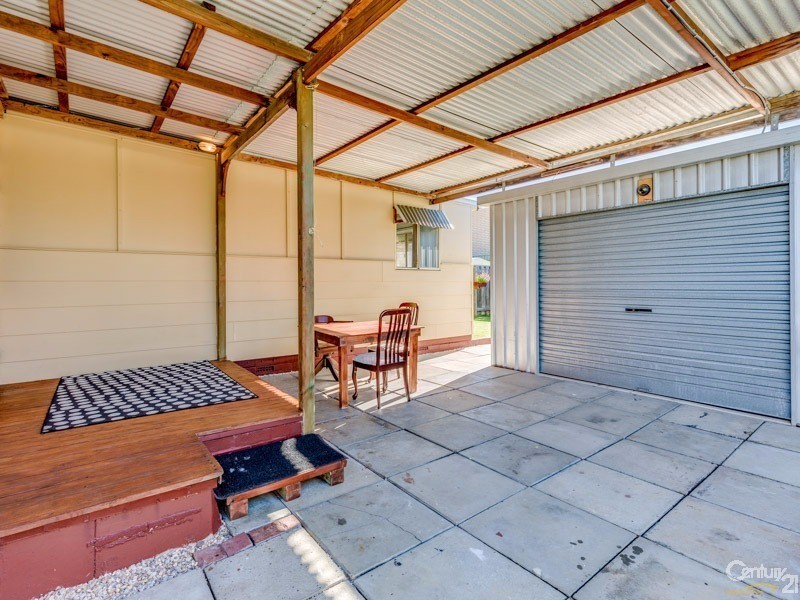 42 Derisleigh Street, Cannington WA 6107