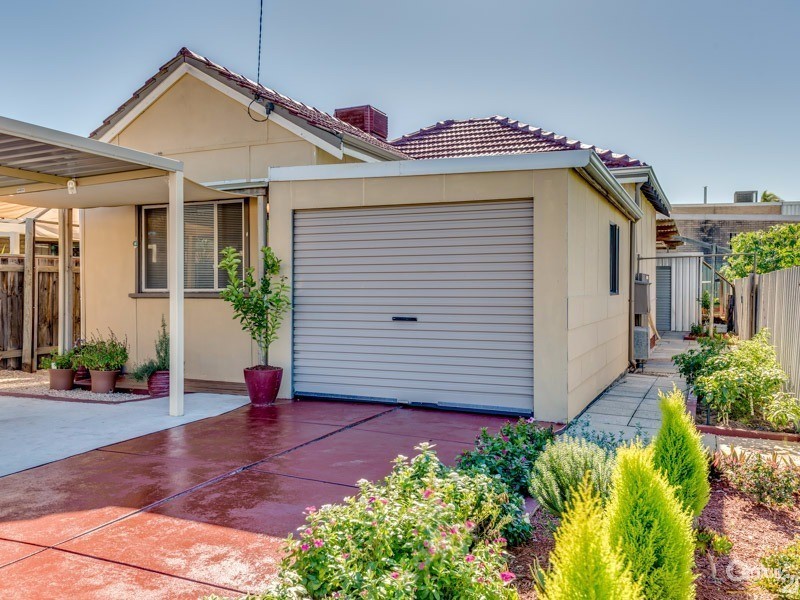 42 Derisleigh Street, Cannington WA 6107