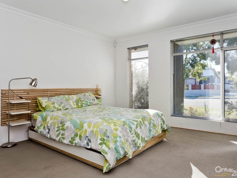 27 Manitoga Street, Landsdale WA 6065