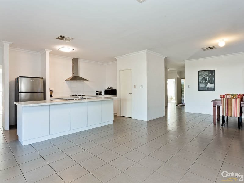 27 Manitoga Street, Landsdale WA 6065