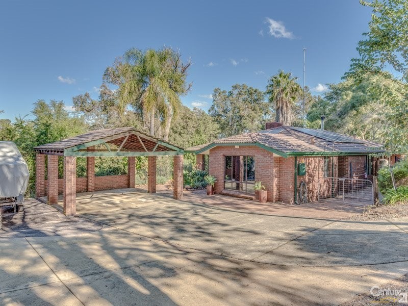 8 Kurrajong Street, Roleystone WA 6111