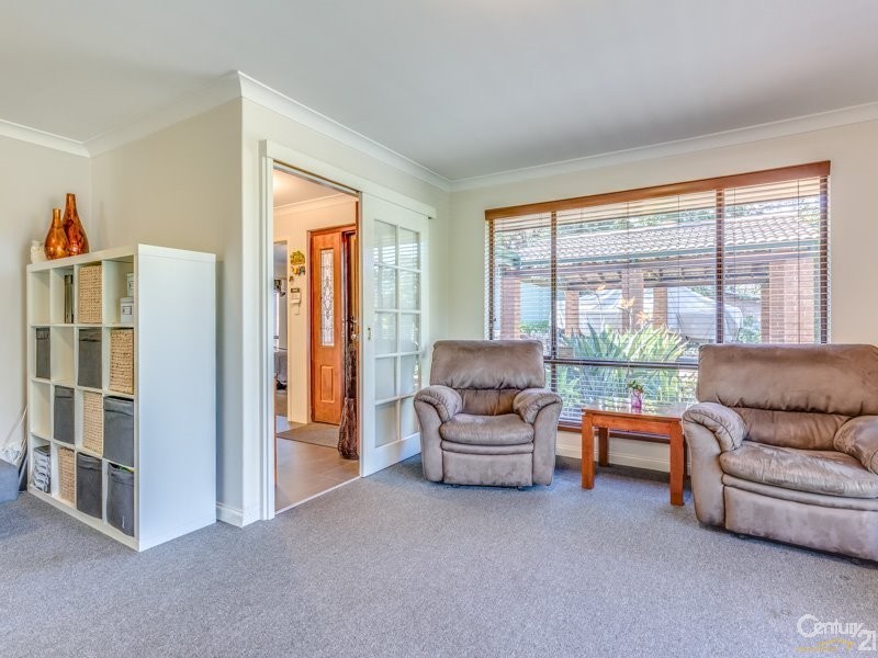 8 Kurrajong Street, Roleystone WA 6111