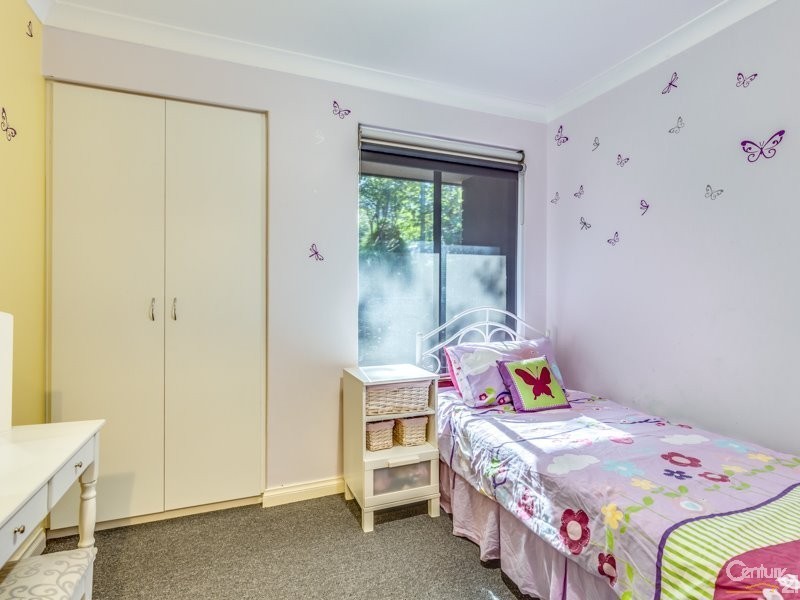 8 Kurrajong Street, Roleystone WA 6111