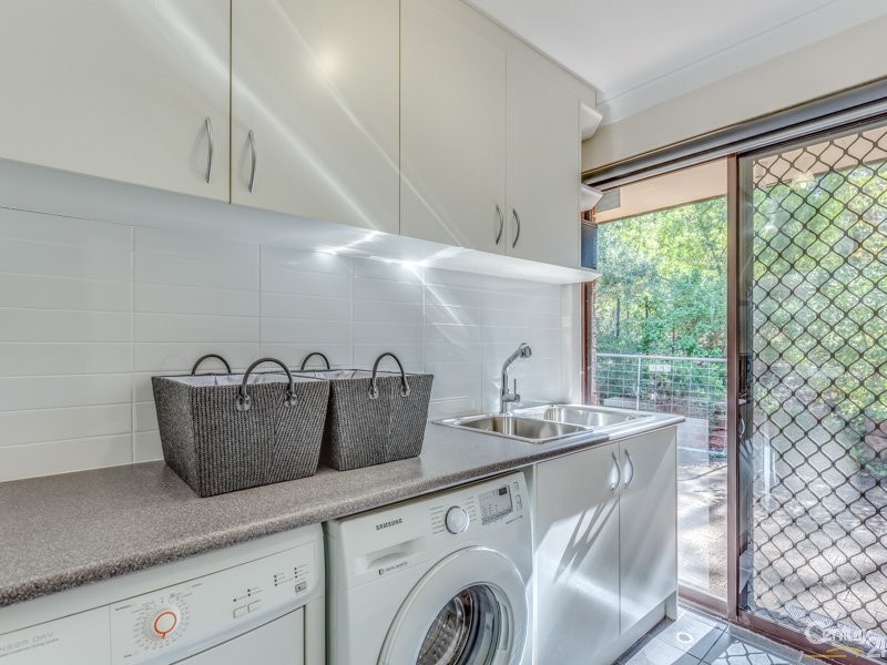 8 Kurrajong Street, Roleystone WA 6111