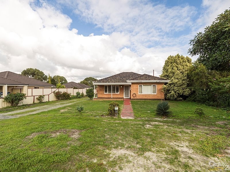 57 Cross Street, Queens Park WA 6107