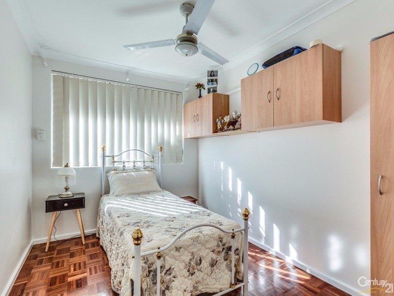 12A Manning Road, Cannington WA 6107