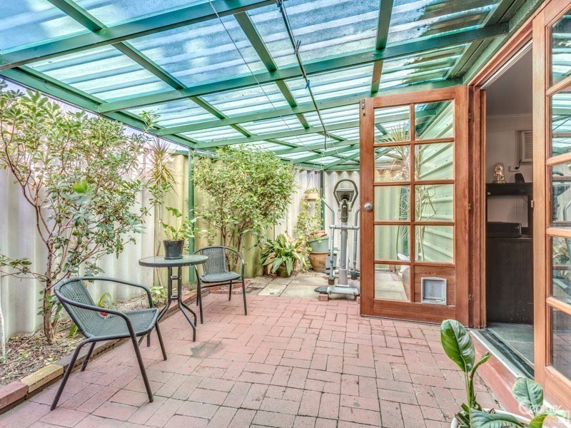 12A Manning Road, Cannington WA 6107