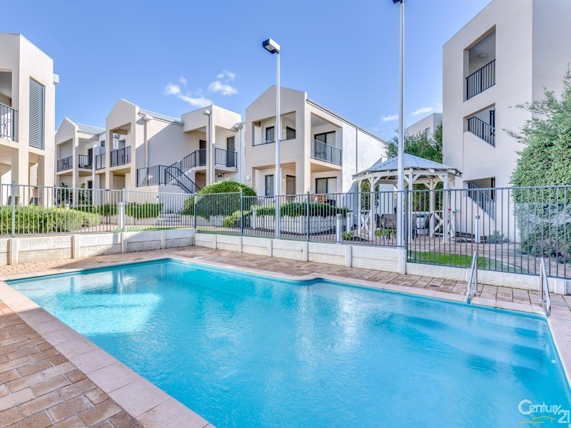 41/17 Southdown Place, Thornlie WA 6108