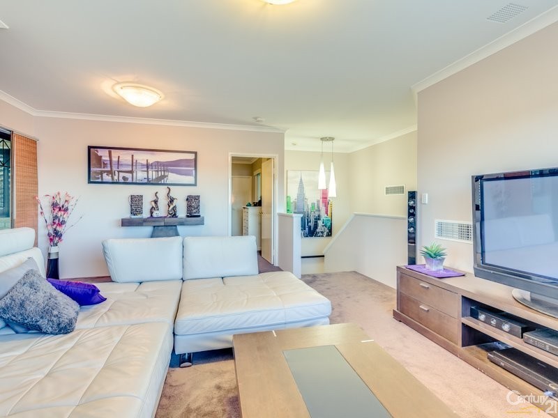 45 Welbeck Road, Canning Vale WA 6155