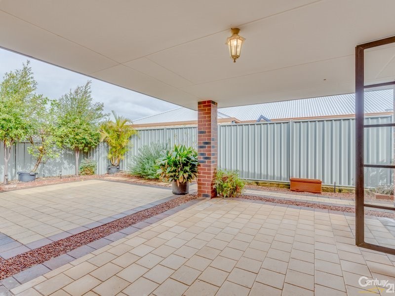 26 Abingdon Crescent, Wellard WA 6170