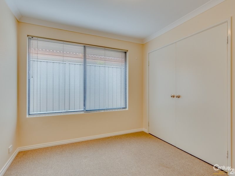 26 Abingdon Crescent, Wellard WA 6170