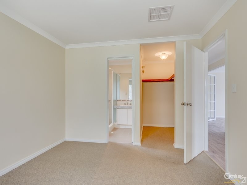 26 Abingdon Crescent, Wellard WA 6170