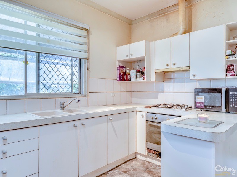 20 Comino Street, Cloverdale WA 6105