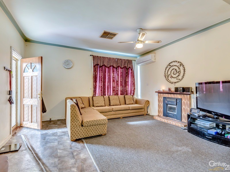 20 Comino Street, Cloverdale WA 6105