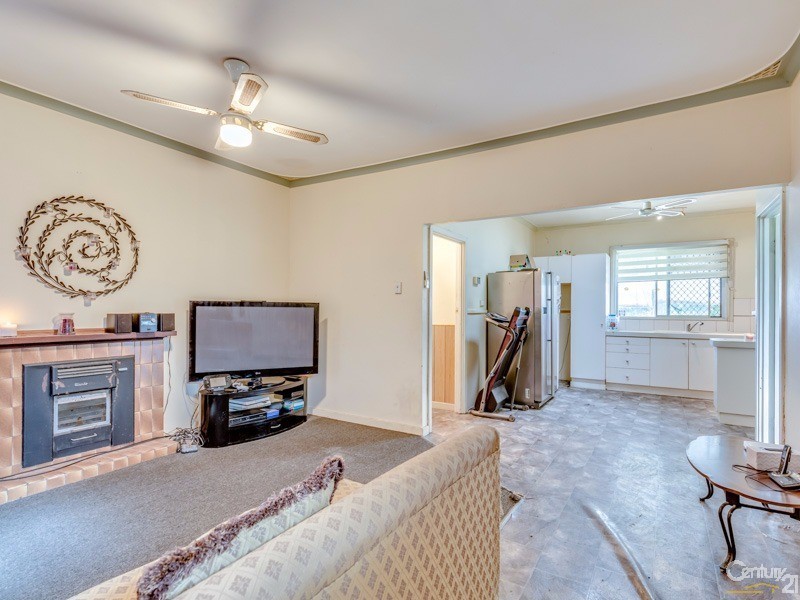 20 Comino Street, Cloverdale WA 6105