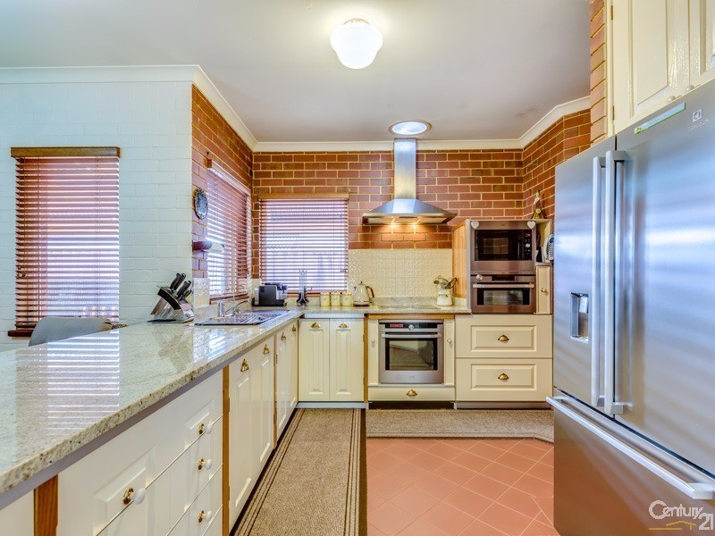 20 Wyton Place, Gosnells WA 6110