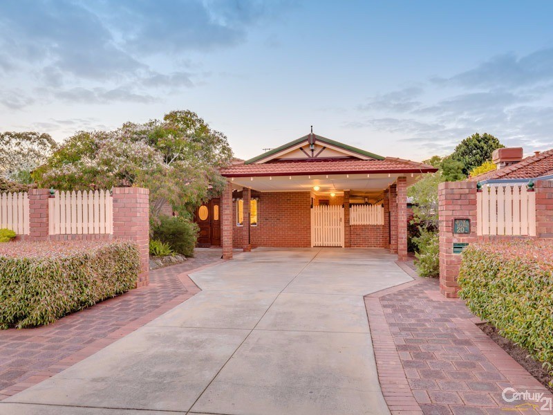 20 Wyton Place, Gosnells WA 6110