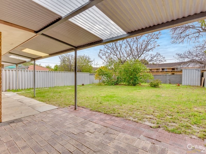 8 Quinn Avenue, Bentley WA 6102