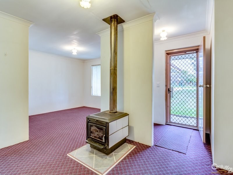 8 Quinn Avenue, Bentley WA 6102