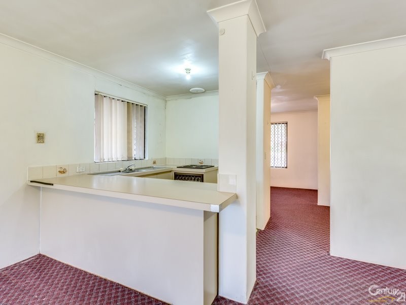 8 Quinn Avenue, Bentley WA 6102