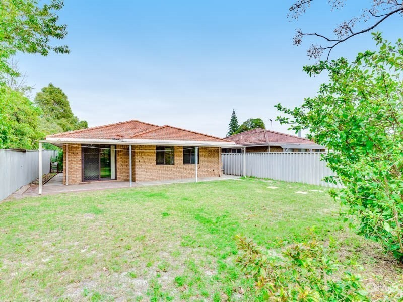 8 Quinn Avenue, Bentley WA 6102