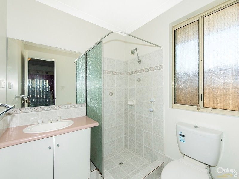 28 Bullfinch Street, Huntingdale WA 6110