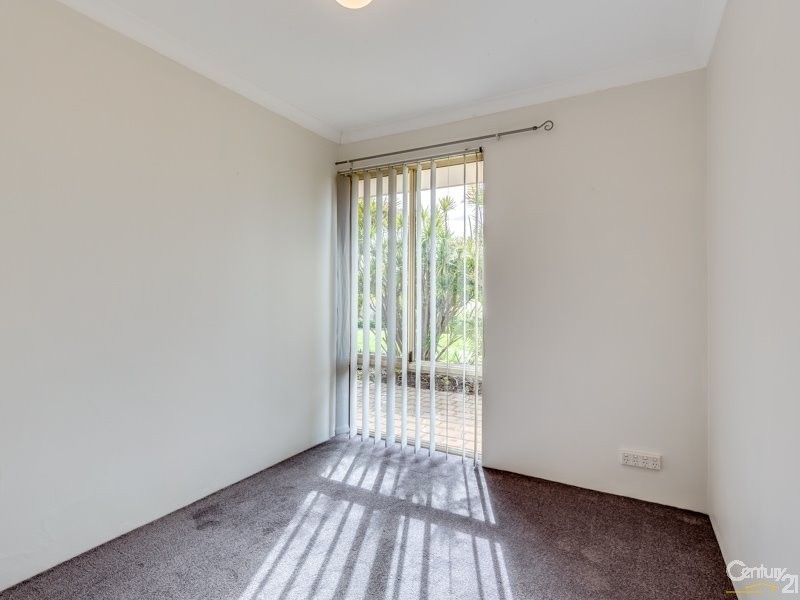 28 Bullfinch Street, Huntingdale WA 6110