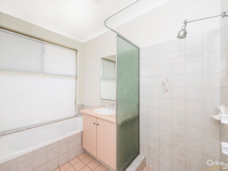 28 Bullfinch Street, Huntingdale WA 6110