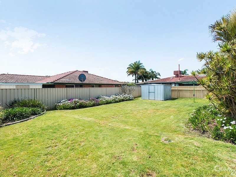 28 Bullfinch Street, Huntingdale WA 6110