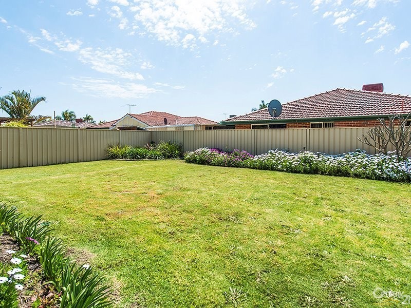 28 Bullfinch Street, Huntingdale WA 6110