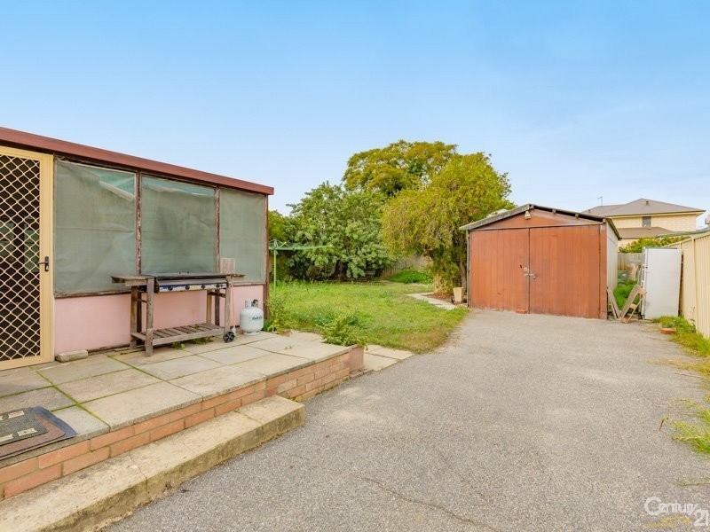 278 Wright Street, Cloverdale WA 6105