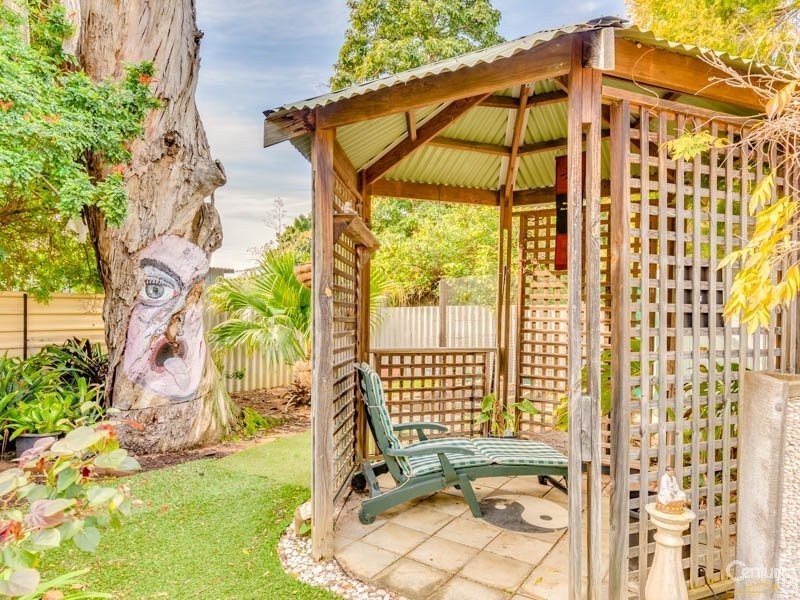 34 Lantana Way, Camillo WA 6111