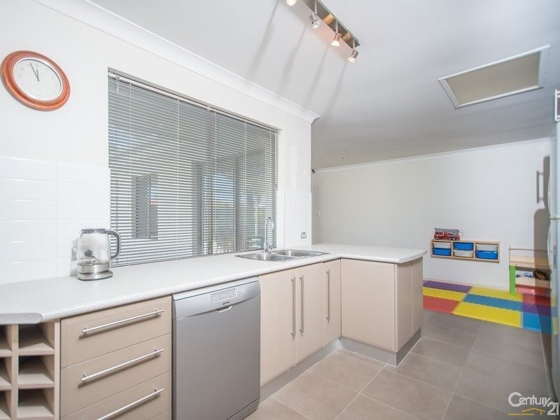 16 Ulm Court, Thornlie WA 6108