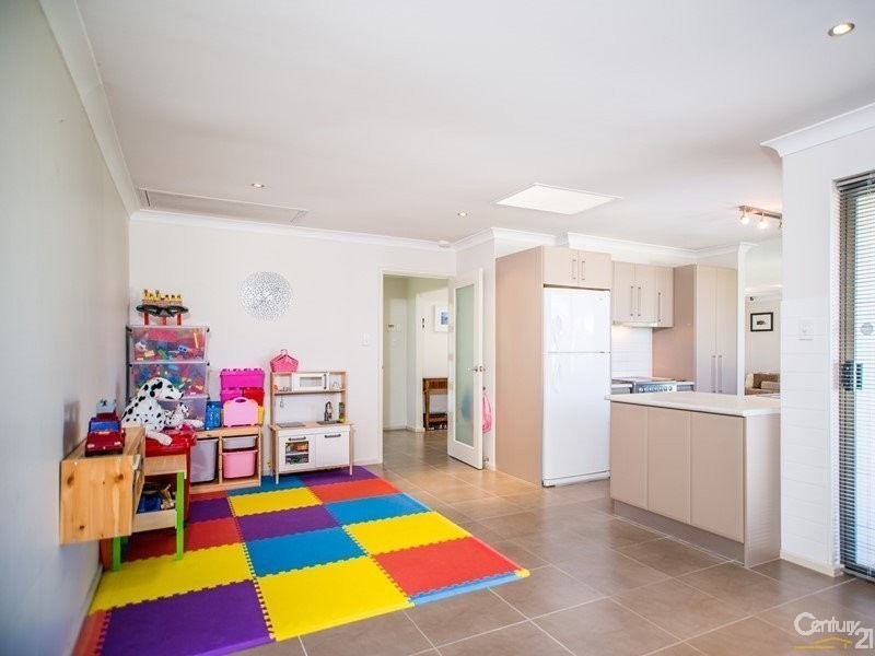 16 Ulm Court, Thornlie WA 6108