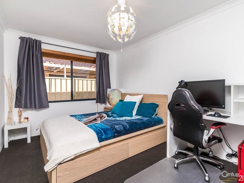 21 Figtree Drive, Canning Vale WA 6155