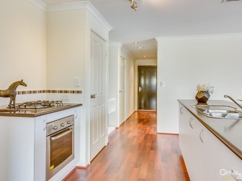 113 Canna Drive, Canning Vale WA 6155