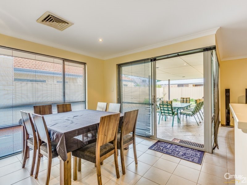 17 Newell Loop, Gosnells WA 6110