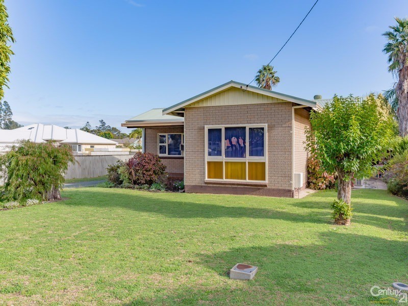 21 Celebration Street, Beckenham WA 6107