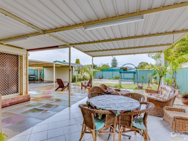 42 Kelton Way, Thornlie WA 6108