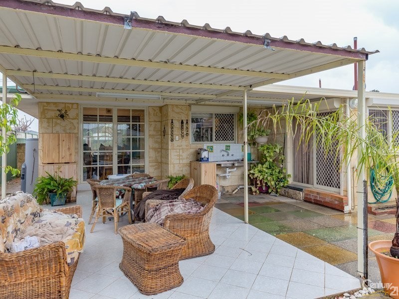 42 Kelton Way, Thornlie WA 6108