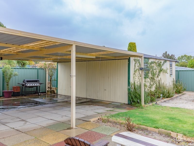 42 Kelton Way, Thornlie WA 6108