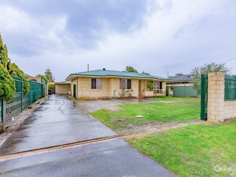 42 Kelton Way, Thornlie WA 6108