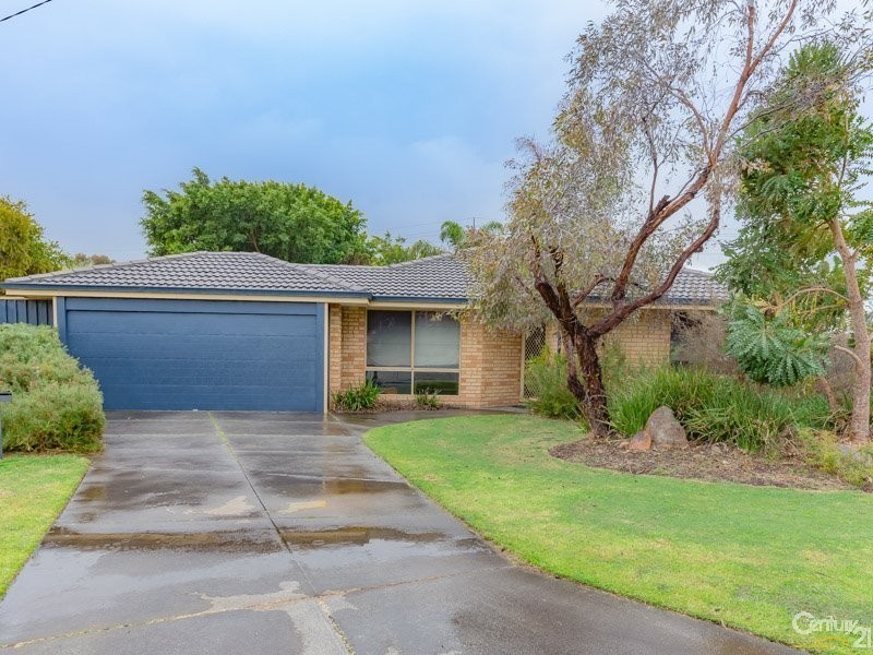 8 Pitta Place, Thornlie WA 6108