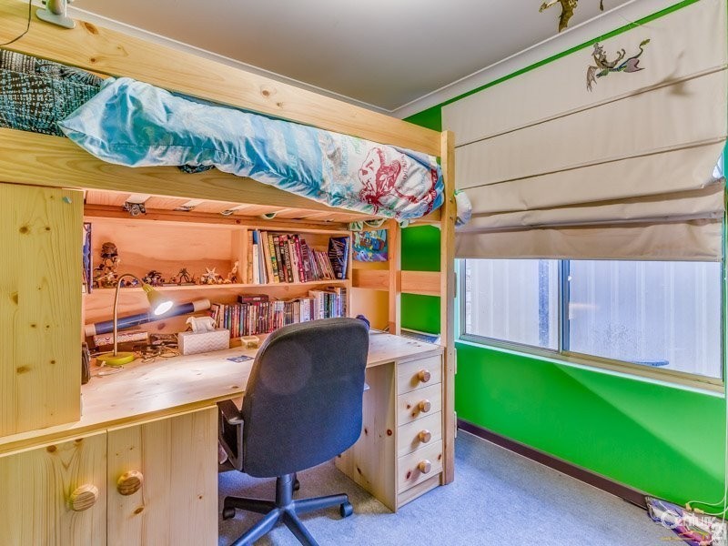 8 Pitta Place, Thornlie WA 6108