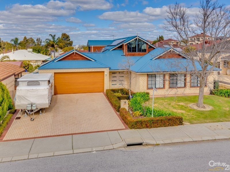 8 Valleyview Trail, Canning Vale WA 6155