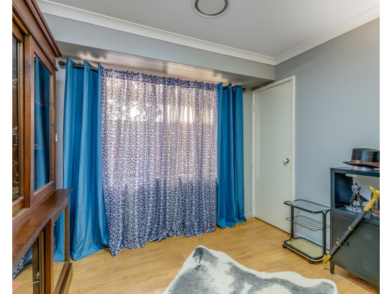 8 Valleyview Trail, Canning Vale WA 6155