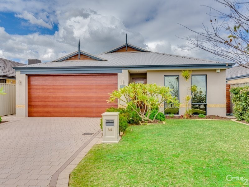 44 Pleasant Ave, Piara Waters WA 6112